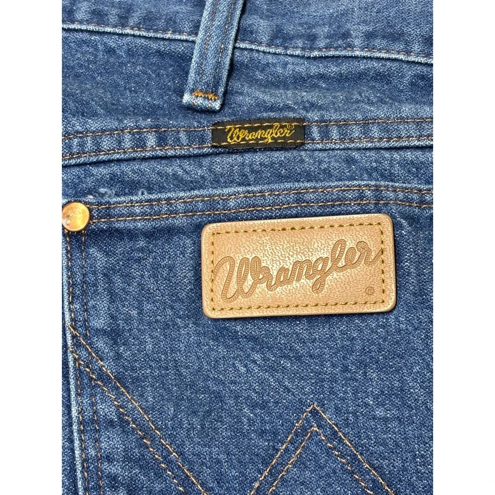 Wrangler 13MWZ Blue Denim‎ Jeans Mens Size 42x30 Classic Fit Straight Leg